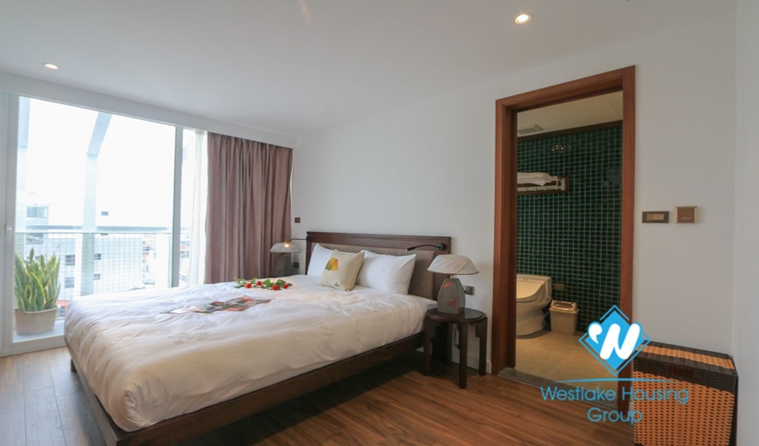 A beautiful 3 bedroom apartment for rent in Dao tan, Ba dinh